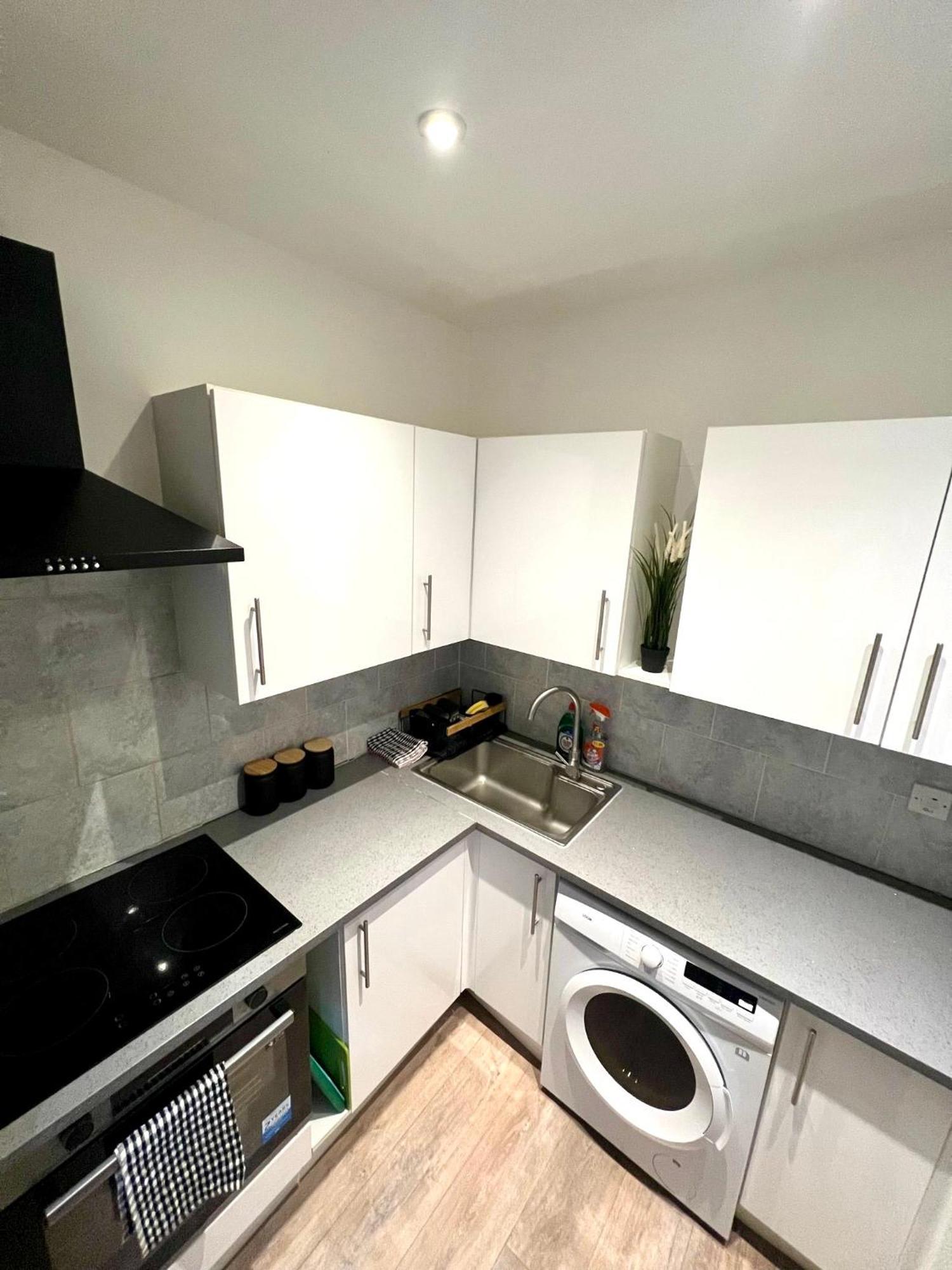 Spacious 3 Bedroom Flat In Kings Cross, St 159 런던 외부 사진