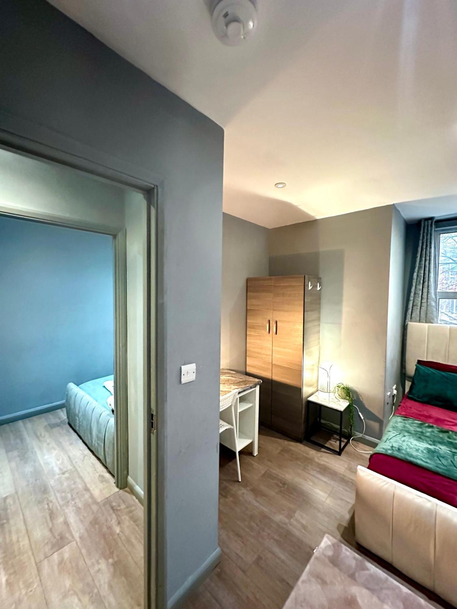 Spacious 3 Bedroom Flat In Kings Cross, St 159 런던 외부 사진